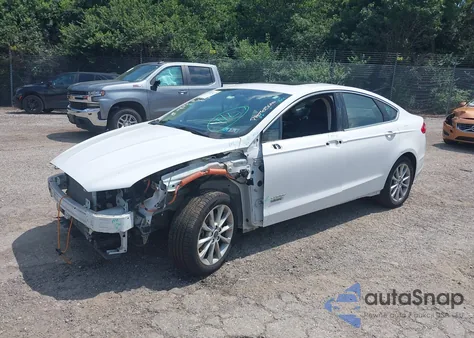 2017 Ford Fusion Energi Se Luxury из США, поврежденный, VIN 3FA6P0PU2HR136355